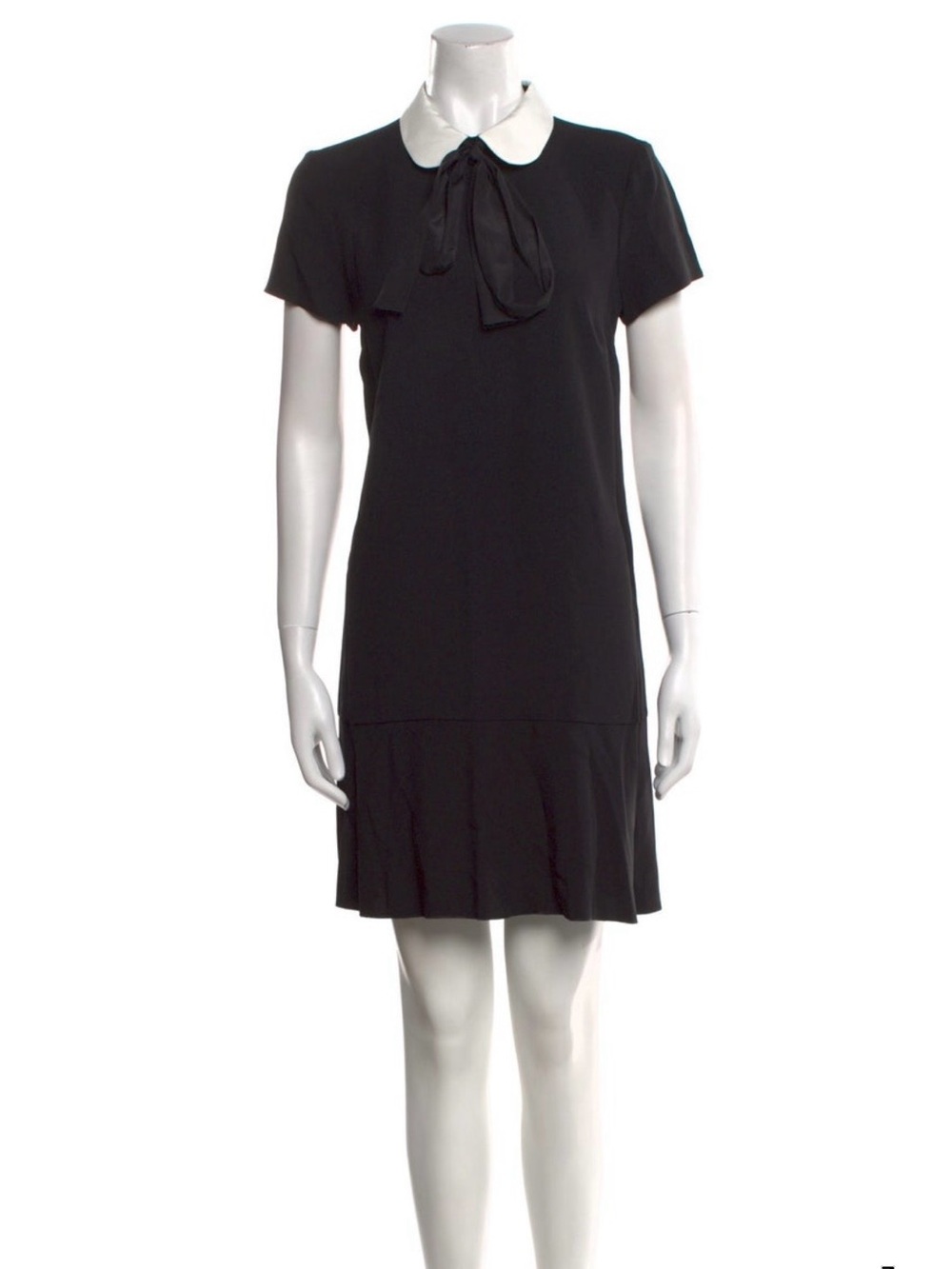 Authentic Red Valentino dress EU sz 40 Black Dress with White collar